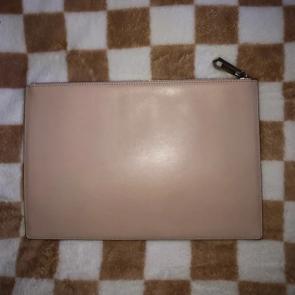 Givenchy Calfskin Logo Zip Pouch Pink - Picture 2 of 8